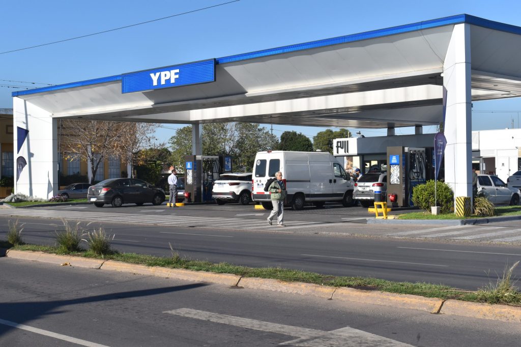 nuevo aumento de YPF San Nicolás