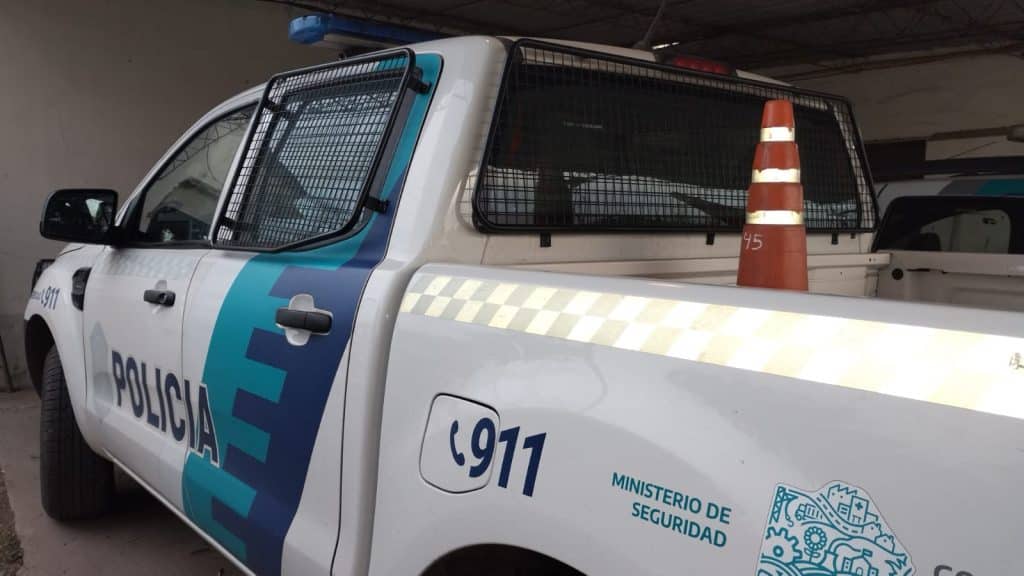 Policía