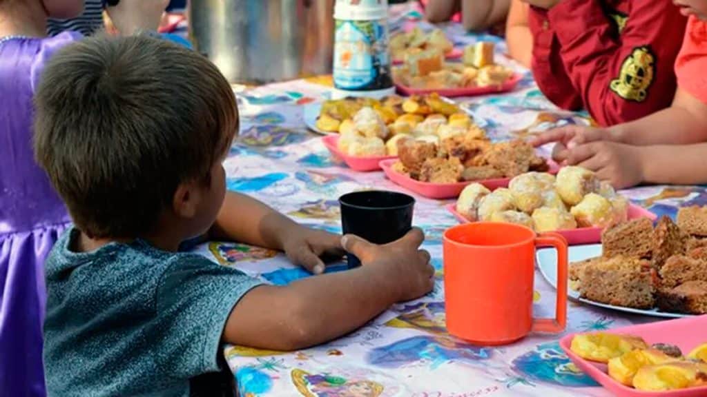 Comedores y merenderos locales comenzaron a pedir donaciones para las cenas de las fiestas