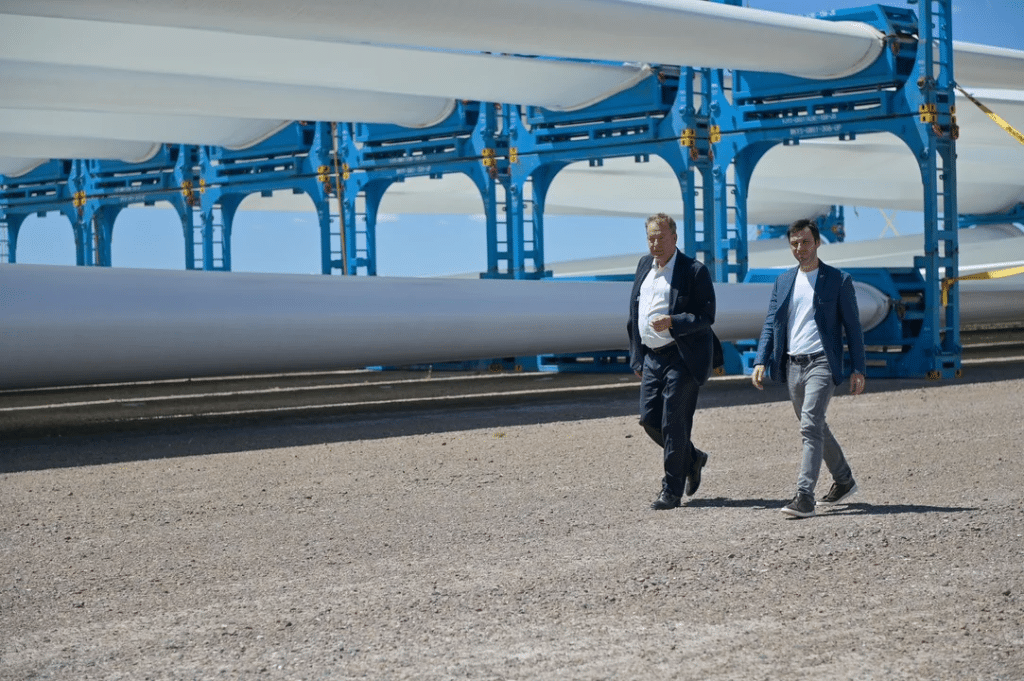 El gobernador de Chubut destacó la inversión de U$S 700 millones para la ampliación del Parque Eólico de Aluar