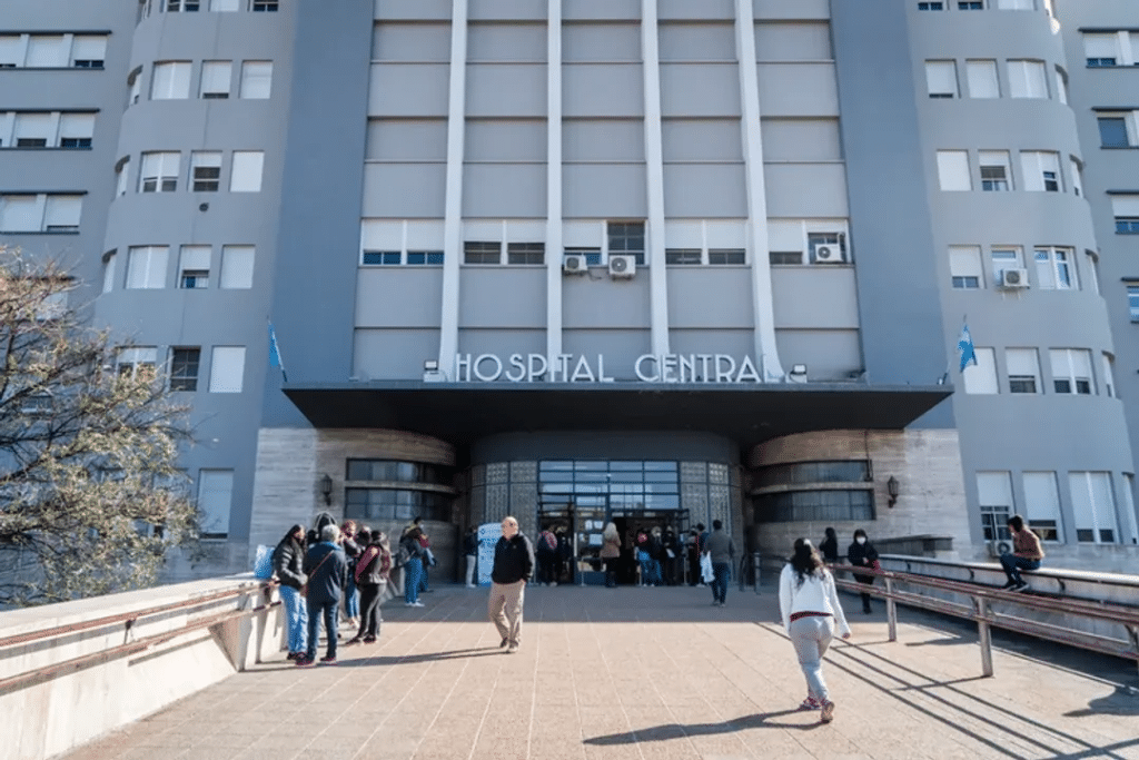 Un adolescente de 16 años fue baleado en Mendoza: está grave