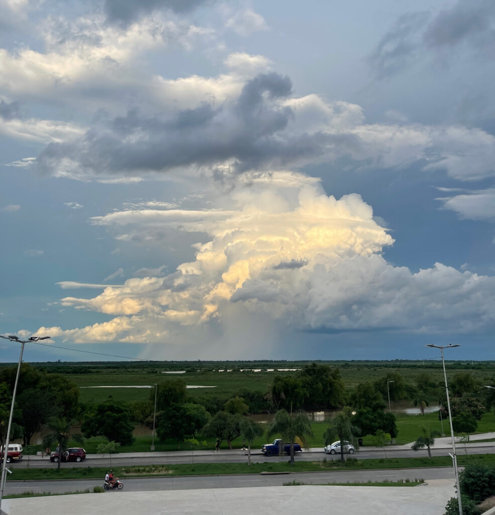 Regresa la humedad y aumentan las probabilidades de lluvia y tormentas para este domingo