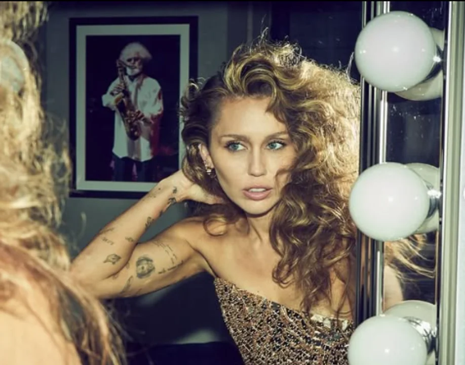 Miley Cyrus presentó en Nueva York su ópera pop experimental