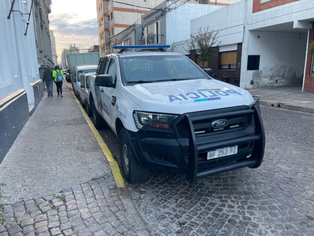 Arrestaron a dos ladrones por protagonizar una entradera en Laferrere