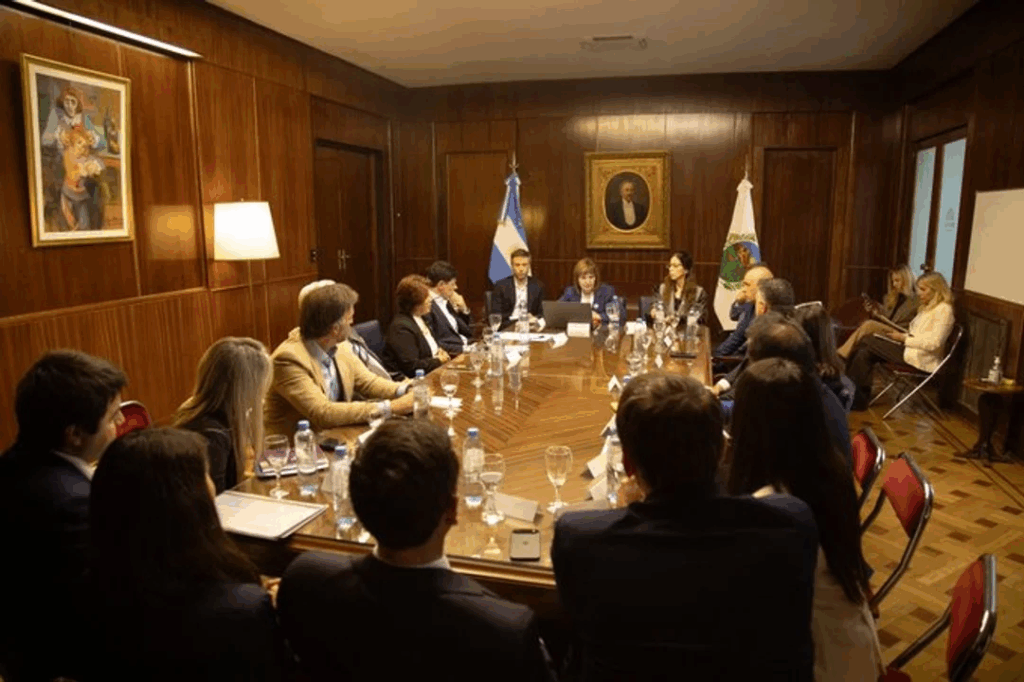 Patricia Bullrich y Victoria Villarruel se reunirán este viernes en medio de las negociaciones parlamentarias