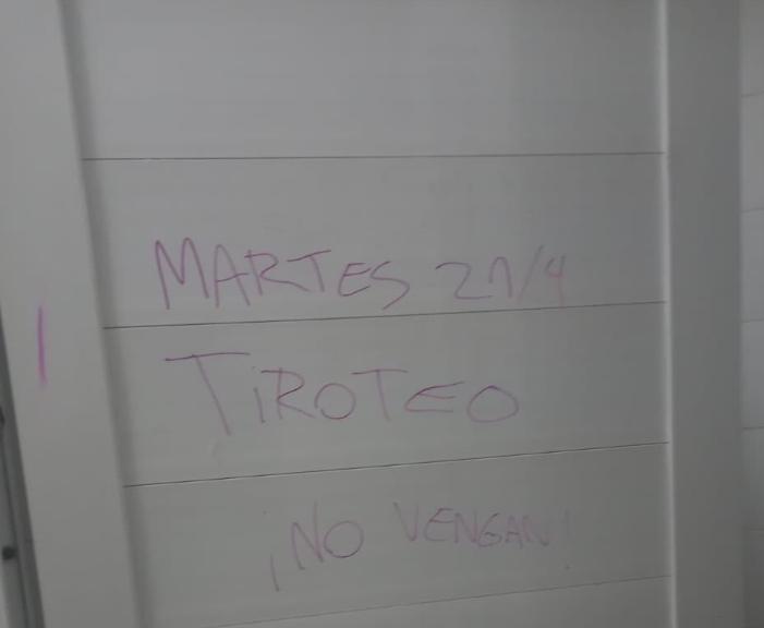 amenazas escuelas pintadas La Emilia