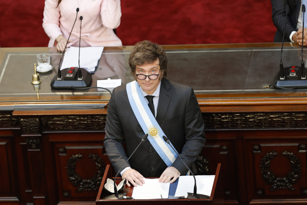 Milei enviará al Congreso una reforma electoral con eliminación de las PASO y Ficha Limpia