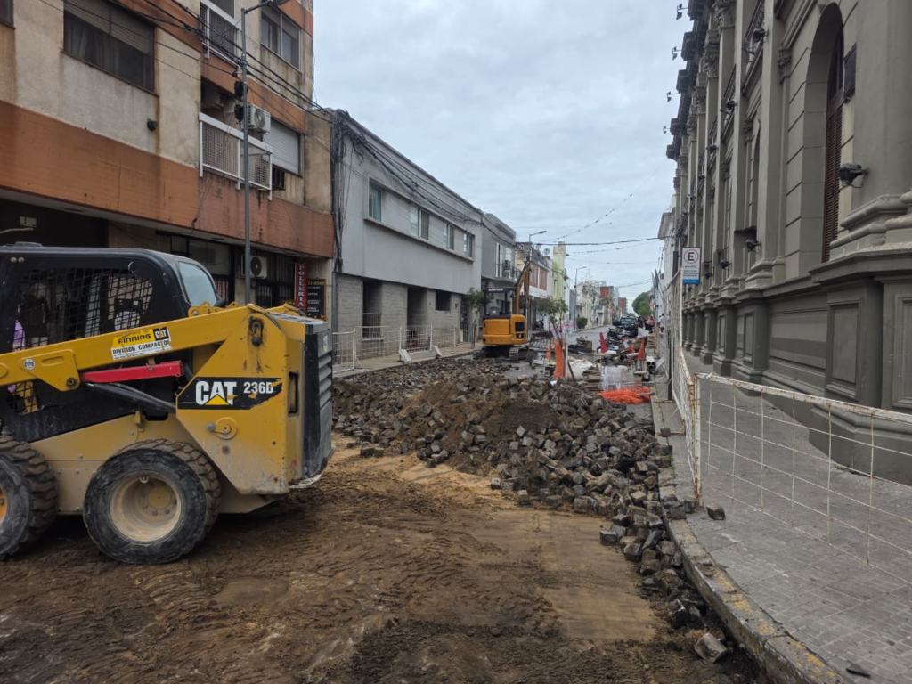refuncionalización centro rivadavia pellegrini