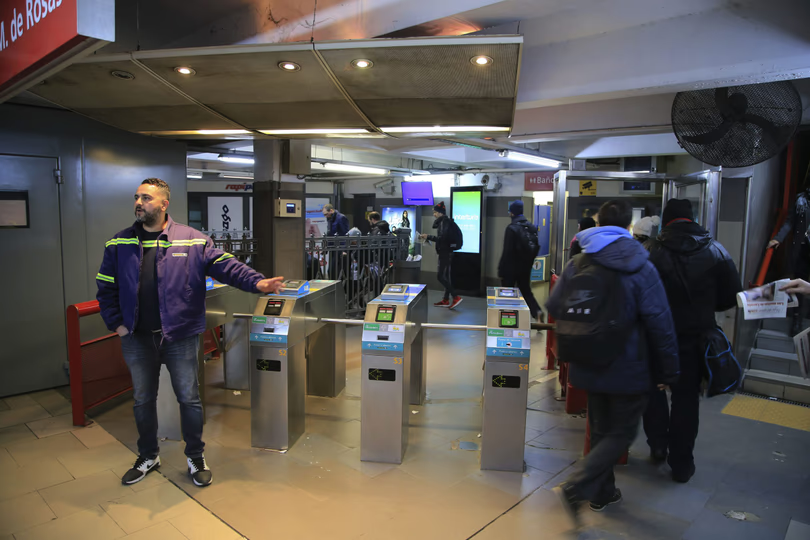 Subte: anunciaron la apertura de molinetes en la estación Federico Lacroze